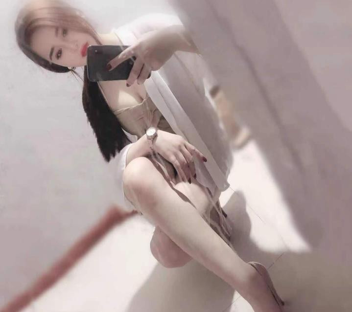 白云圆润圆润小倩